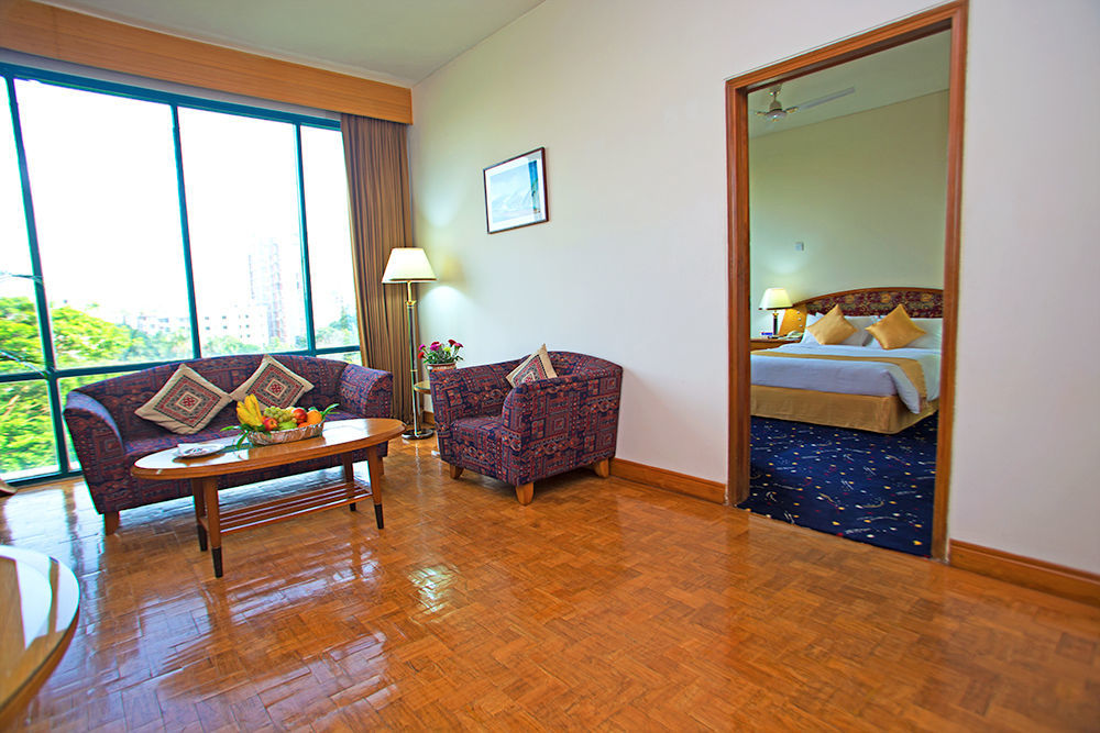 Hotel Lake Castle - Parkview Dhaka Esterno foto